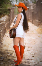 Cargar imagen en el visor de la galería, D6002 - Bota puntal alta venado naranja
