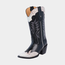 Load image into Gallery viewer, D1081 - Bota puntal snake print negro
