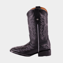 Load image into Gallery viewer, D2011 - Bota bulldog de cuero atanado negro
