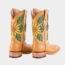 Cargar imagen en el visor de la galería, D2062 - Bota bulldog de cuero vintage miel
