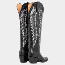 Load image into Gallery viewer, D3054 - Bota puntal canelita jersey negro
